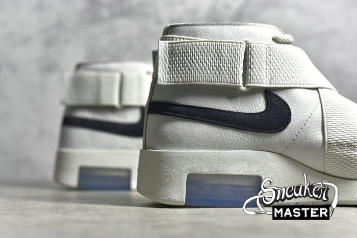 NIKE AIR FEAR OF GOD RAID LIGHT BONE/BLACK-SAIL AT8087-001