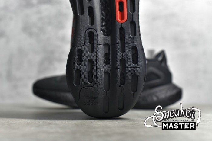ADIDAS DAY JOGGER BOOST 2020 CORE BLACK/CORE BLACK/RED FW4820
