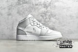 NIKE AIR JORDAN 1 MID SE GS SWOOSH LOGO GREY CAMO WHITE/PHOTON DUST/GREY FOG DD3235-100