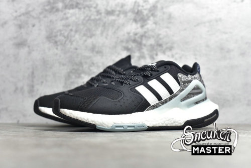 ADIDAS DAY JOGGER BOOST SHOES CORE BLACK/CLOUD WHITE/BLUE FV4538