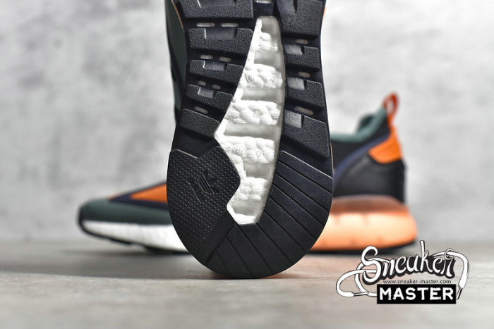 ADIDAS ZX 2K BOOST SHOES CORE BLACK/TECH EMERALD/COLLEGIATE NAVY FZ0218