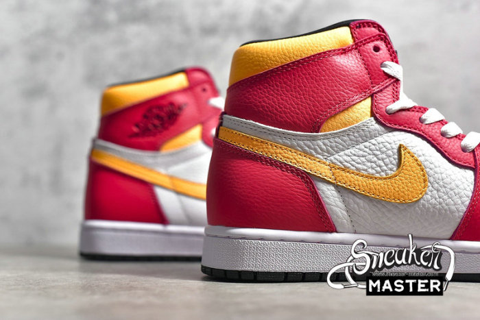 NIKE AIR JORDAN 1 RETRO HIGH OG LIGHT FUSION RED/WHITE/LASER ORANGE/BLACK 555088-603