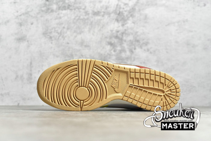 NIKE SB DUNK LOW SE FREE.99 WHITE/LIGHT CHOCOLATE/ROMA GREEN DH0952-100