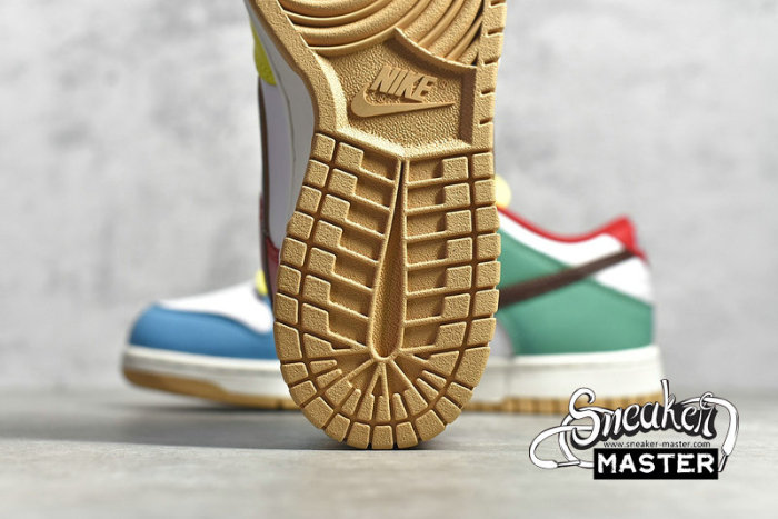 NIKE SB DUNK LOW SE FREE.99 WHITE/LIGHT CHOCOLATE/ROMA GREEN DH0952-100