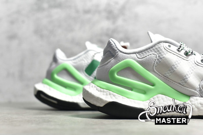 ADIDAS DAY JOGGER SHOES CLOUD WHITE/CLOUD WHITE/GREEN FW4848