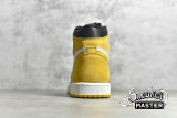 NIKE AIR JORDAN 1 RETRO HIGH OG YELLOW OCHRE SUMMIT WHITE/YELLOW OCHRE-BLACK 555088-109