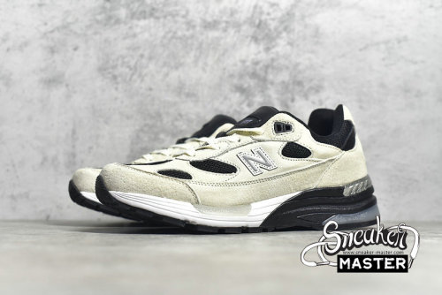 NEW BALANCE STUDIO FY7 X 992 CREAM RUNNING SHOES BEIGE/WHITE/BLACK M992YN2