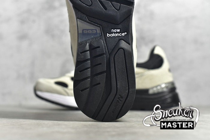 NEW BALANCE STUDIO FY7 X 992 CREAM RUNNING SHOES BEIGE/WHITE/BLACK M992YN2