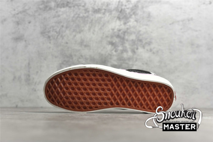 VANS AUTHENTIC 44 DX WHITE/BLACK/LIGHT PINK VN0A4OE5NOQ