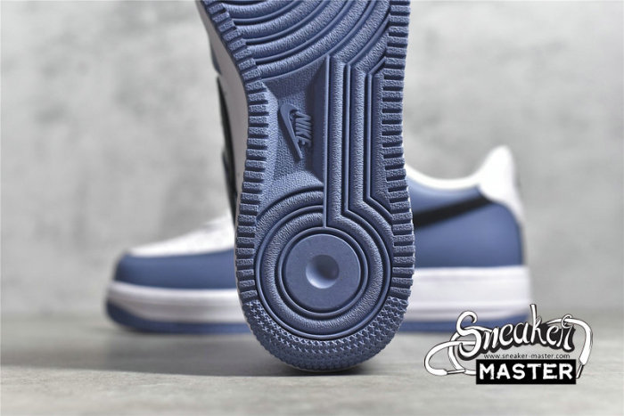 NIKE AIR FORCE 1 LOW 07 WHITE/SKY BLUE-BLACK CQ5059-109