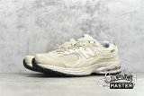 NEW BALANCE 2002 RUNNING SHOES BEIGE/BEIGE/BLACK ML2002RE
