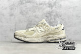NEW BALANCE 2002 RUNNING SHOES BEIGE/BEIGE/BLACK ML2002RE