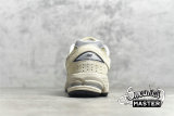 NEW BALANCE 2002 RUNNING SHOES BEIGE/BEIGE/BLACK ML2002RE