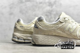 NEW BALANCE 2002 RUNNING SHOES BEIGE/BEIGE/BLACK ML2002RE