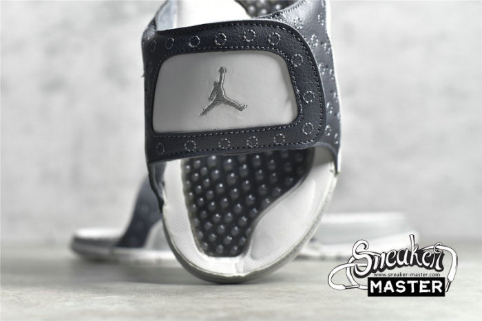 NIKE AIR JORDAN HYDRO 13 RETRO SLIDE DARK GREY/DARK GREY/METALLIC SILVER 684915-022