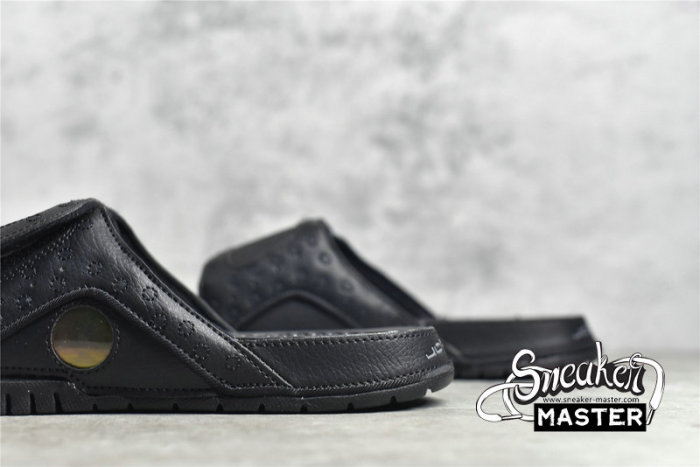 NIKE AIR JORDAN HYDRO 13 SLIDE BLACK CAT BLACK/BLACK/BLACK 684915-011