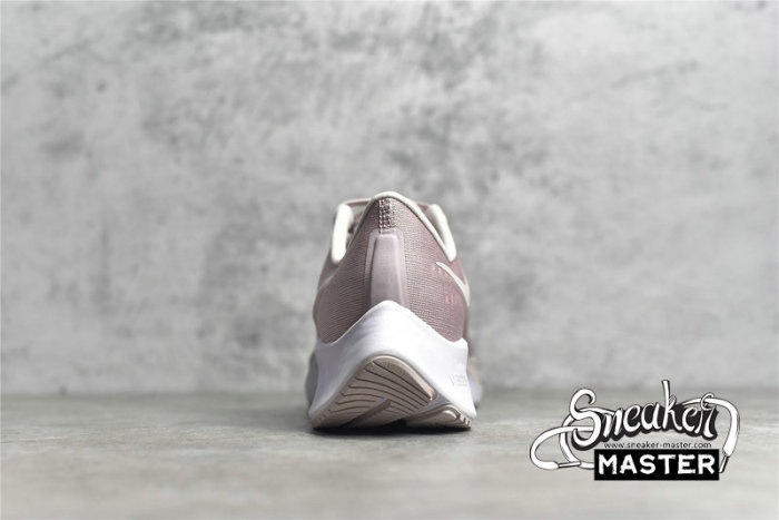 NIKE AIR ZOOM PEGASUS 37 CHAMPAGNE/WHITE/BARELY ROSE BQ9647-601