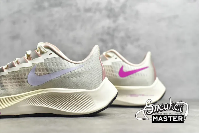 NIKE AIR ZOOM PEGASUS 37 PALE IVORY/BARELY VOLT/SAIL/GHOST BQ9647-102