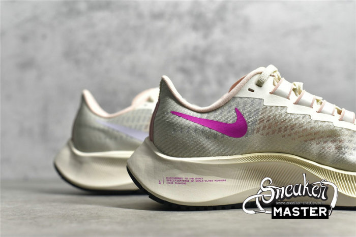 NIKE AIR ZOOM PEGASUS 37 PALE IVORY/BARELY VOLT/SAIL/GHOST BQ9647-102