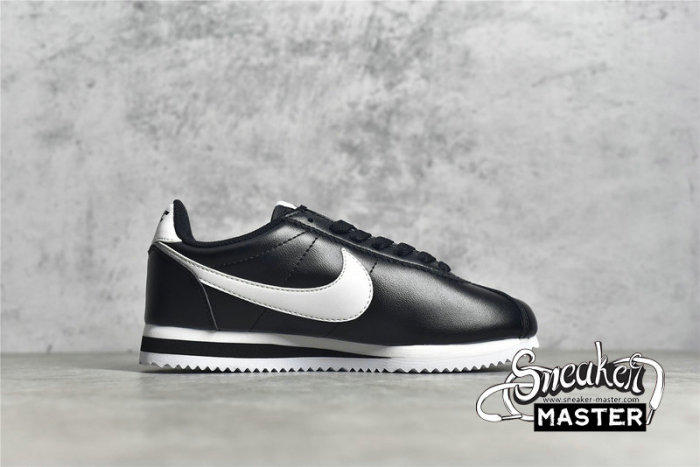 NIKE CLASSIC CORTEZ NYLON BLACK/BLACK/WHITE 749864-011