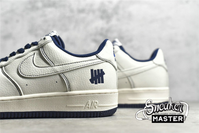 NIKE AIR FORCE 1 LOW X UNDEFEATED BEIGE/DARK BLUE/WHITE UN1315-800