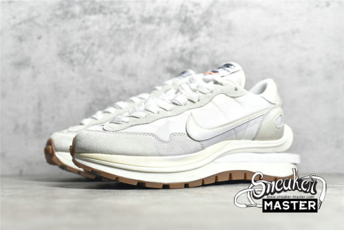 NIKE SACAI X VAPORWAFFLE SAIL/WHITE/WHITE DD1875-100