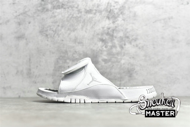 NIKE AIR JORDAN HYDRO 11 RETRO SLIDES WHITE/WHITE/BLACK AA1336-106