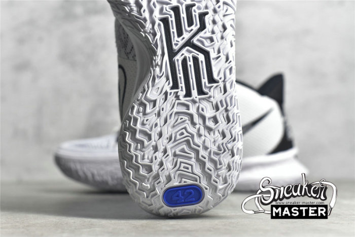 NIKE KYRIE 7 EP HIP HOP WHITE/BLACK/GLOW/HYPER ROYAL CQ9327-100
