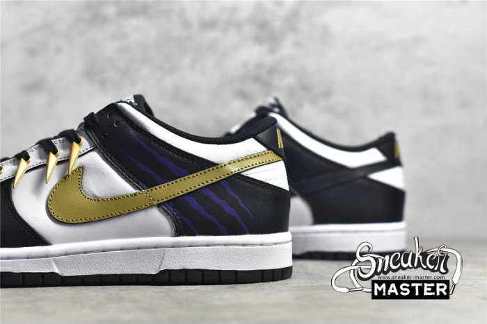 NIKE SB DUNK LOW WHITE/BLACK/WHITE DD1503-101
