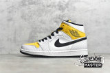 NIKE AIR JORDAN 1 MID PERFORATED WHITE/BLACK/UNIVERSITY GOLD BQ6472-107