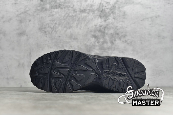 NEW BALANCE 703 RUNNING SHOES BLACK/BLACK/BLACK ML703CB