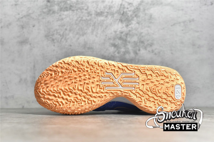NIKE KYRIE 7 SISTERHOOD HYPER ROYAL/HYPER ROYAL/BLACK CQ9326-400