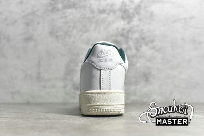 NIKE AIR FORCE 1 LOW 07 WHITE/GREEN/METALLIC CN7782-103