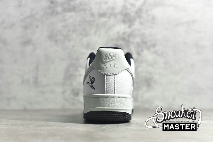 NIKE AIR FORCE 1 LOW MILKY STORK WHITE/PHOTON DUST-BLACK-CHILE RED DA8482-100