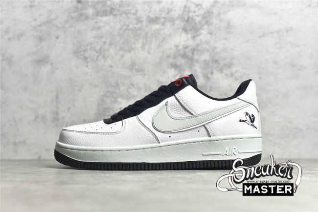 NIKE AIR FORCE 1 LOW MILKY STORK WHITE/PHOTON DUST-BLACK-CHILE RED DA8482-100
