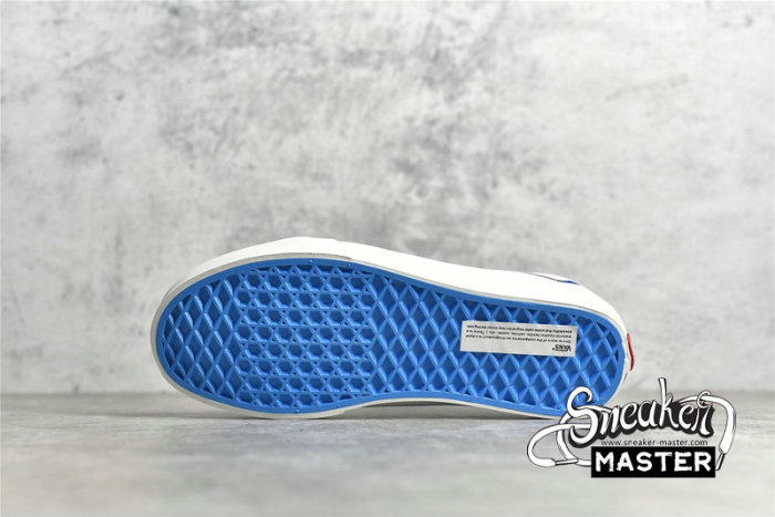 VANS DORAEMON X OLD SKOOL BLUE/WHITE/RED VN0A45KDVUP