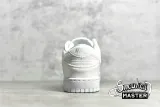 NIKE DOVER STREET MARKET X SB DUNK LOW WHITE/WHITE-WHITE DH2686-100