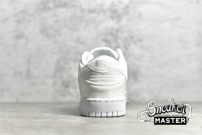 NIKE DOVER STREET MARKET X SB DUNK LOW WHITE/WHITE-WHITE DH2686-100