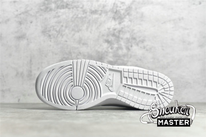 NIKE DOVER STREET MARKET X SB DUNK LOW WHITE/WHITE-WHITE DH2686-100