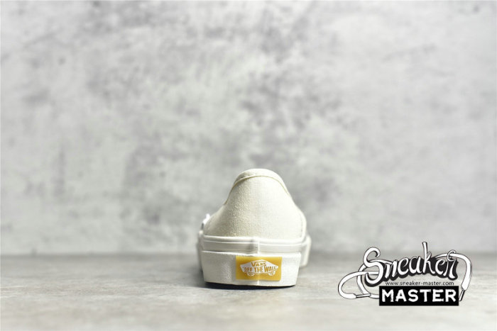 VANS SLIP-ON SF WHITE/BLACK/WHITE VN0A3MVD42E
