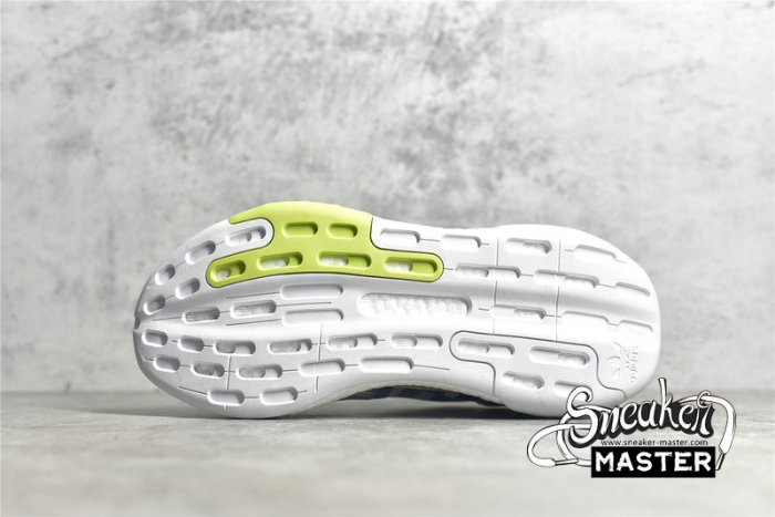 ADIDAS DAY JOGGER SHOES CLOUD WHITE/BLUE/GREEN GW1912