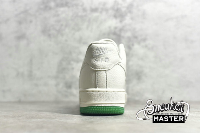 NIKE AIR FORCE 1 LOW 07 BEIGE/WHITE/GREEN BO6638-160
