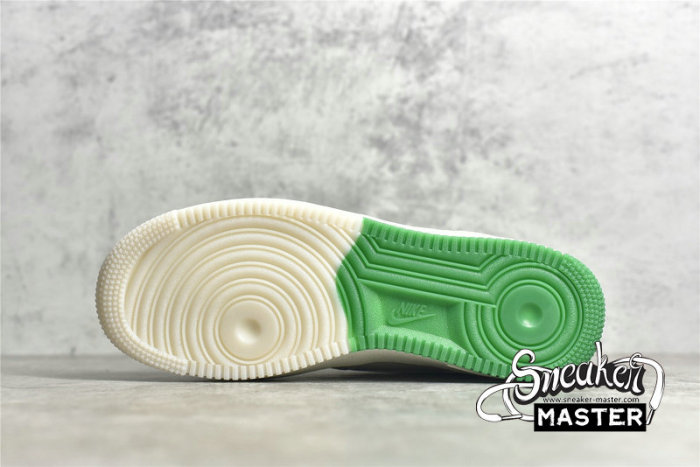 NIKE AIR FORCE 1 LOW 07 BEIGE/WHITE/GREEN BO6638-160