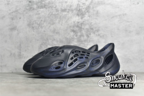 ADIDAS YEEZY FOAM RUNNER MINERAL BLUE/MINERAL BLUE/MINERAL BLUE GV7903