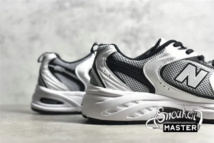 NEW BALANCE 530 RUNNING SHOES SILVER/BLACK/WHITE MR530USX