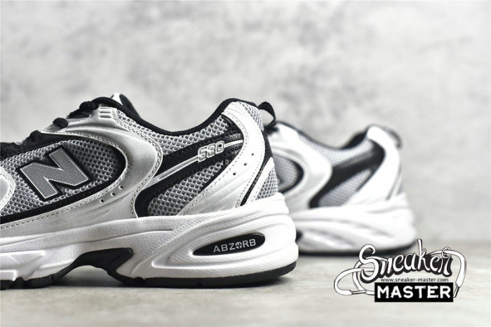 NEW BALANCE 530 RUNNING SHOES SILVER/BLACK/WHITE MR530USX