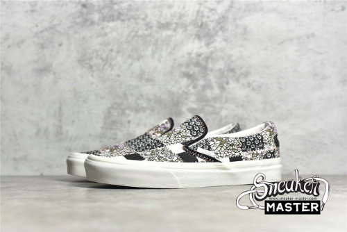 VANS CLASSIC SLIP-ON PATCHWORK FLORAL BLACK/WHITE/BLACK VN0A33TB9FY