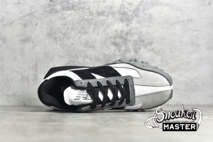 NEW BALANCE 327 RUNNING SHOES BLACK/WHITE/GREY MS327VC1