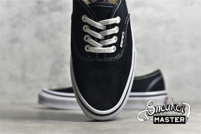 VANS SKATE AUTHENTIC LOW BLACK/BLACK/WHITE VN0A5FC8Y28