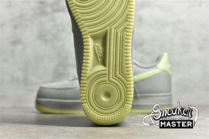 NIKE AIR FORCE 1 LOW 07 WOLF GREY/WOLF GREY/LIGHT GREEN 315122-107